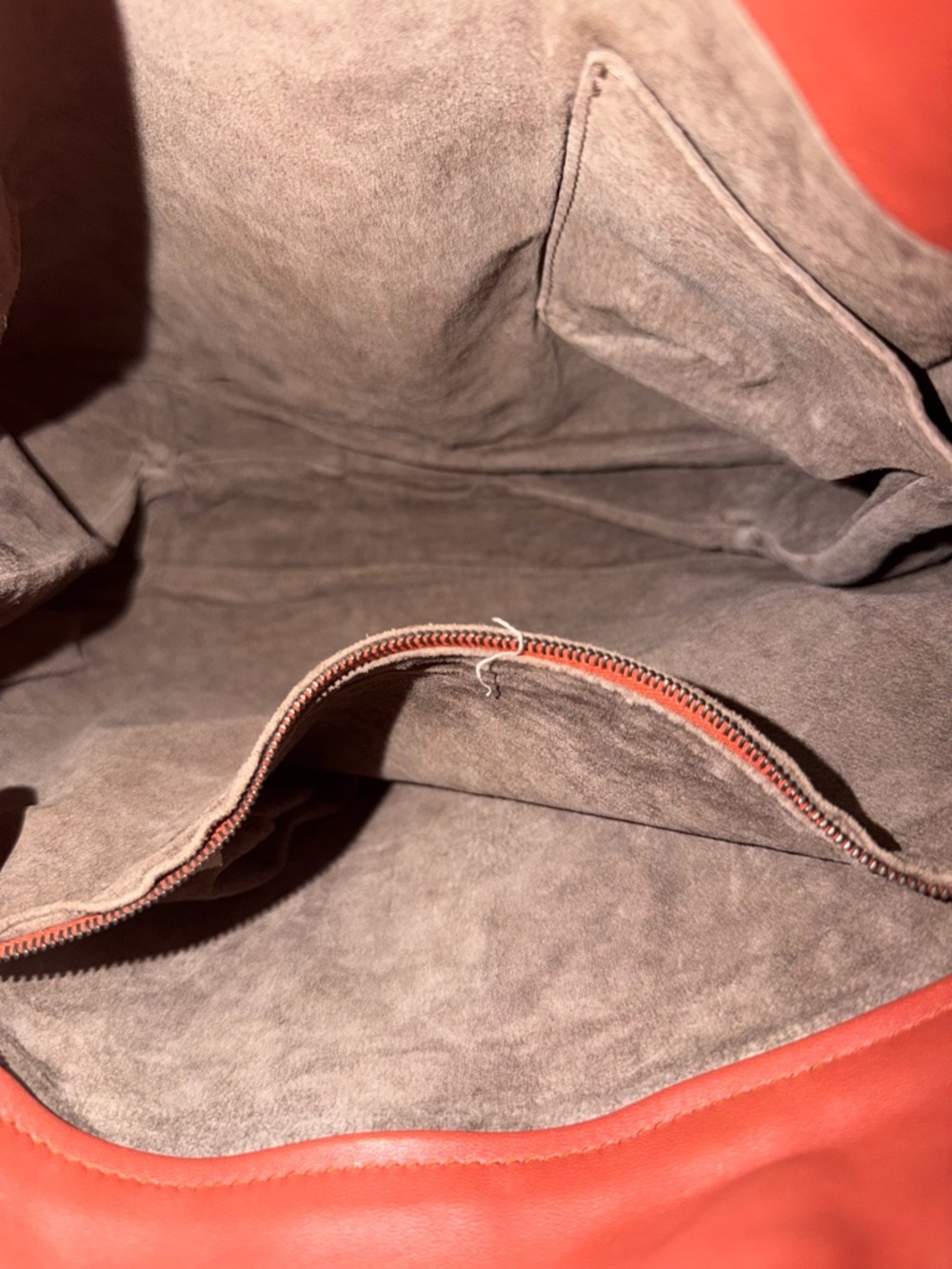 Bottega Veneta Intrecciato in Corallo priced to sell! Pristine condition! - Picture 10 of 16